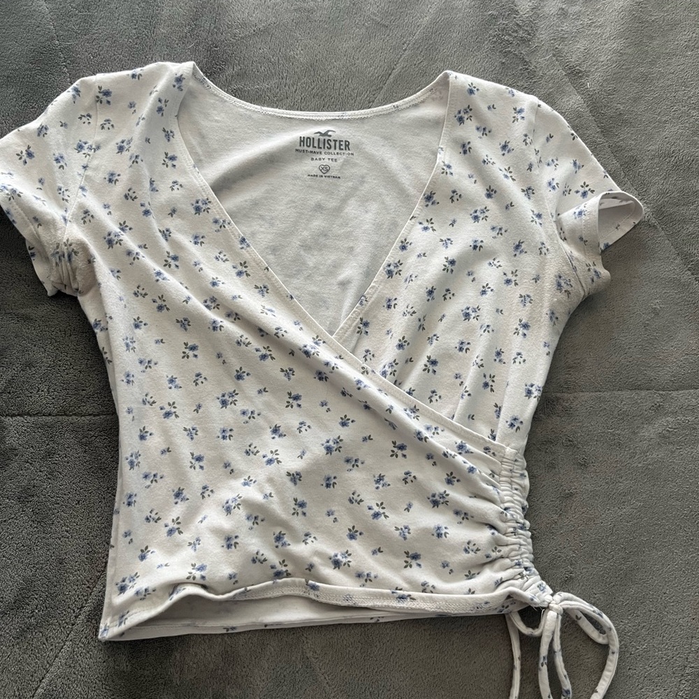 white flowerd cropped top